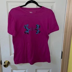 3/$20 ✨ Under Armour T Shirt